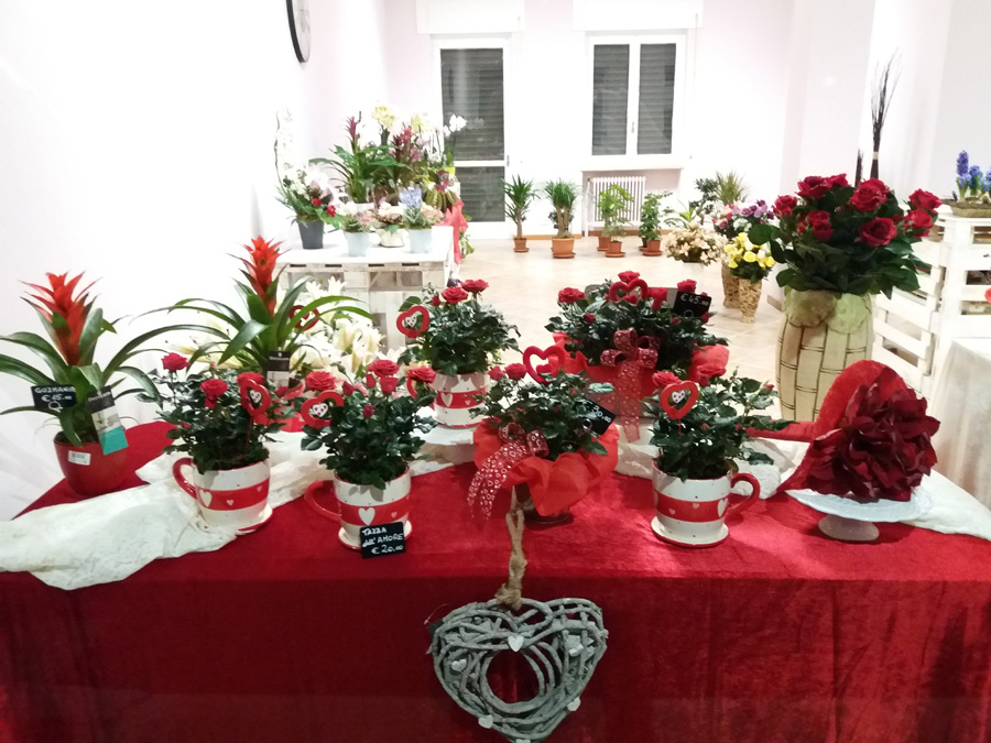 San Valentino Arte Floreale Fiorista Bornate